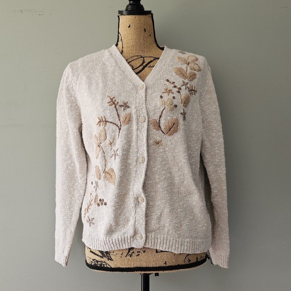 Classic Elements Vintage Embroidered Cream Cardigan Sweater